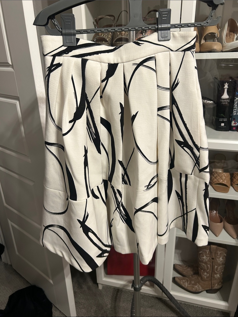 Banana Republic - A-line Cream Skirt with Black Brushstroke Print,